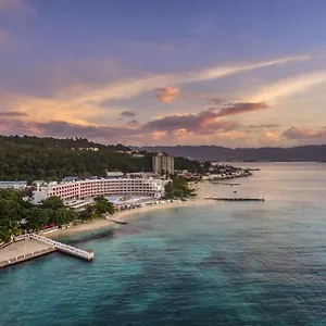 Grand Decameron Cornwall Beach, A Trademark All-Inclusive Resort Montego Bay